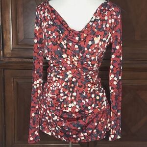 Vince Camuto L/S Shirred Top - Faux Wrap look - size Small - red and black